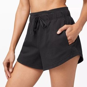 lululemon - Inner Glow Short 3"  Terry